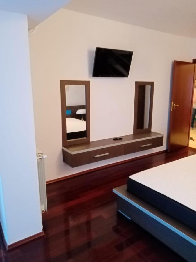 Magic Blue Sea Apartment Constanta Ngoại thất bức ảnh